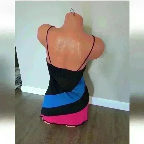 Forever 21 Color block Black Vneckline Tank Top Size Small - Picture 3 of 5